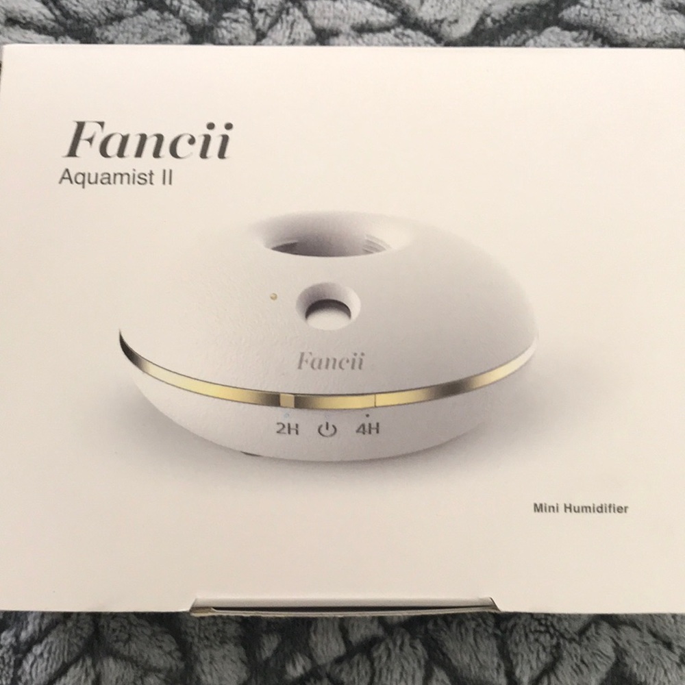 NEW mini humidifier